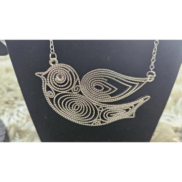 Silver Bird Pendant Necklace and Charm Bracelet Set - Picture 7 of 7